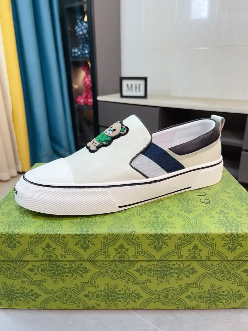 Men's shoes 💰458🌹🌹GUCCI [Gucci] New high-end brand of men's shoes, the latest fashionable casual men's shoes, trendy and versatile, relaxed and sporty style, uppers imported from Italy, first-layer cowhide, genuine leather lining, and ultra-fine workmanship. Original personalized fashionable rubber wear-resistant outsole, light and comfortable on the foot, size 38-44